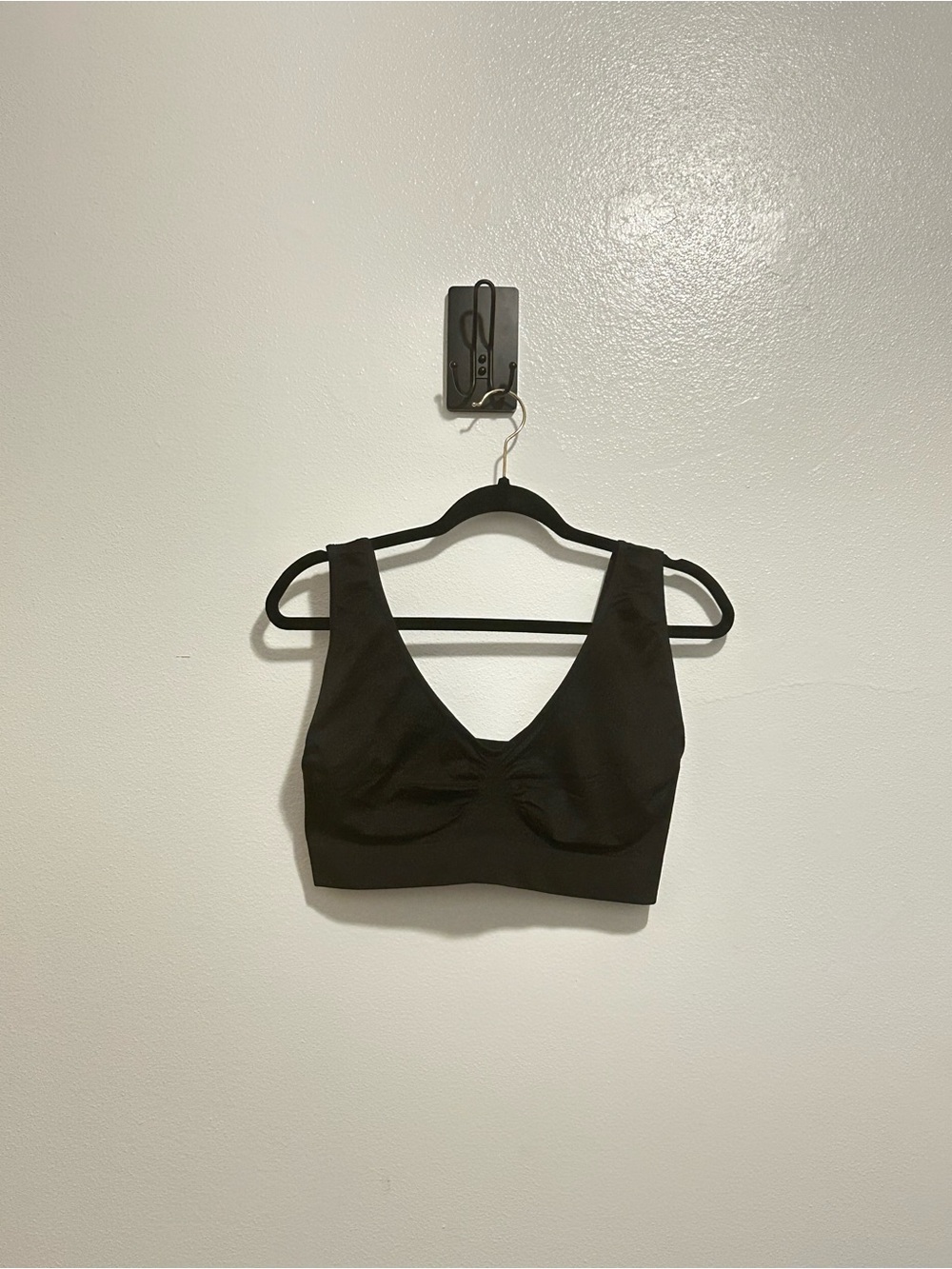 NWOT Rhonda Shear Seamless Ahh Bra Black Wireless Pullover Tank Bralette 4X